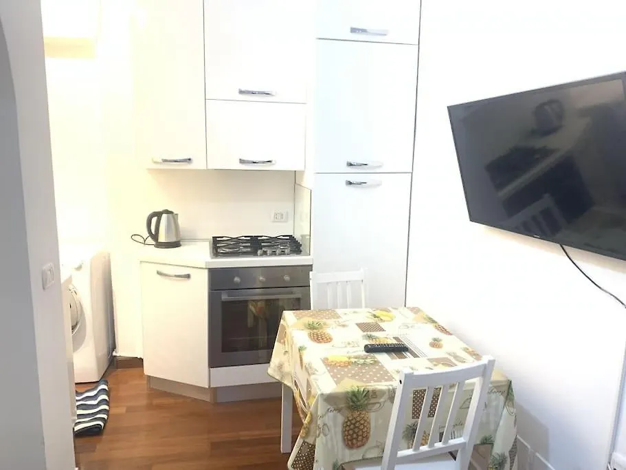 Appartamento D'Apulia 16 - Affitti Brevi Italia Milan Apartment